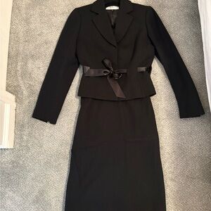 Tahari Elegant Black Skirt Set with Bow Accent